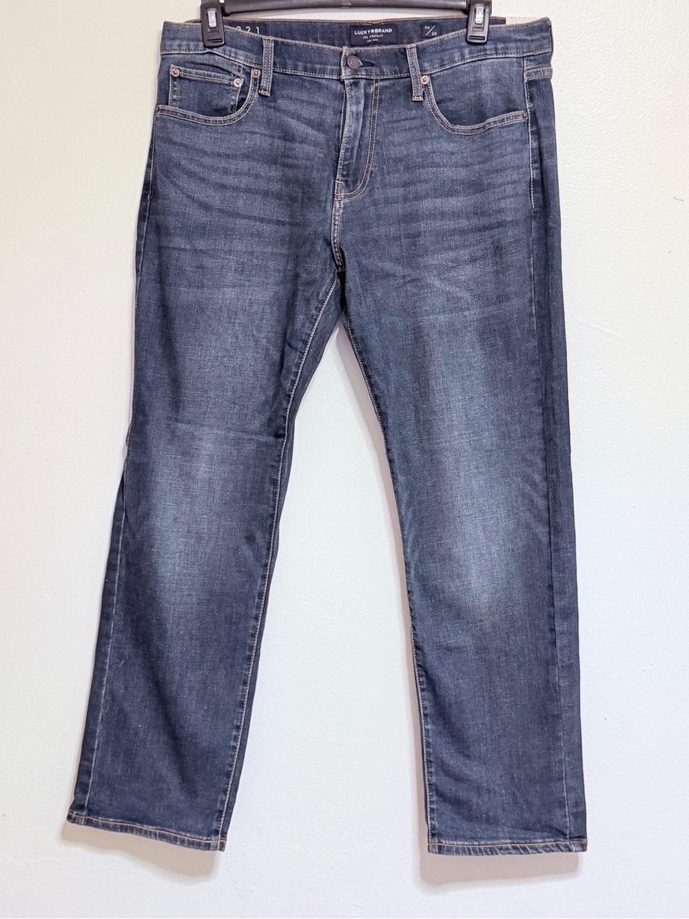 Lucky Brand Men’s 221 Straight Leg Jeans Straight - Dark Blue Wash W34/L30